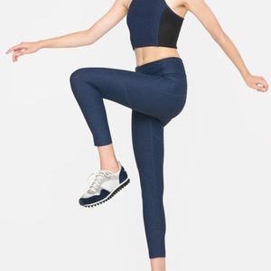 Outdoor voices leggings